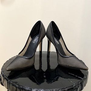 GUESS heels. Size 6M. Mesh is slightly see through. Chrome tip on heel